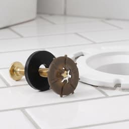 Toilet Wax Ring Kit met Zware Messing Bouten Dikke Waterdichte Afdichting tegen Rioollucht Lekken Geschikt voor Appartementen Badkamer Toiletinstallatie — thumbnail 3