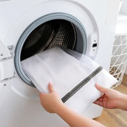 Linnen Waszak Set van 2 - Antideformatie Mesh Waszakken voor Kleding, Ondergoed en Shirts - Vierkante Opbergzak met Rits in Grijs en Wit, M/L Formaat — thumbnail 4