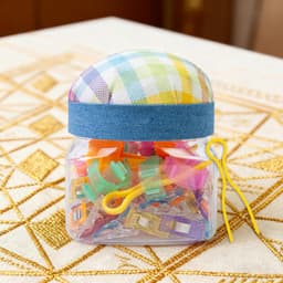 Naaiclips en pot - Stoffen houders - Hobby naaien - Stofvriendelijke grip - 76 stuks - Geruite stijl — thumbnail 3