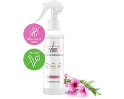 Il Bucato di Adele Parfum Textiel Spray Frisse Was 250ml