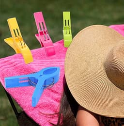 Badlaken Knijpers - 12 stuks - Handdoek Knijpers - Kunststof - Strandhanddoekclips - Voor dagelijks wasgoed, strandhanddoek, badhanddoek - Grote knijpers in vrolijke kleuren voor strandlaken - 13cm — thumbnail 2