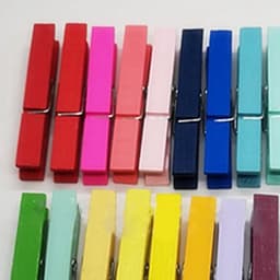 Wasknijpers Houten 200 Stuks - Decoratieve Clips - Fotoclips - Opknoping Kleding - Kunstwerk Display - Geassorteerde Kleuren — thumbnail 2