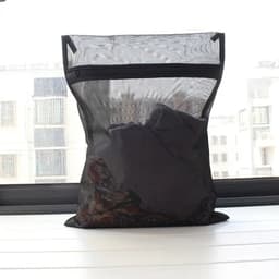 Set van 3 stevige waszakken van mesh - Beschermt kleding tegen kreukels en vlekken in de wasmachine - Ideaal voor grote kledingstukken - Perfect voor de wasruimte en huishoudelijk gebruik — thumbnail 2