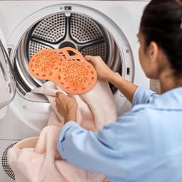 Delicate waszak voor bh's - Siliconen bescherming met knop - Voor ondergoed en kleding, geschikt voor wasmachine, 32A tot 38D cup — thumbnail 2