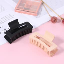 Set van 2 Vierkante Klemmen voor Medium Haar, 8.5 cm, Mat, Antislip, Sterke Grip, Haaraccessoires voor Vrouwen en Meisjes in Zwart en Beige — thumbnail 3