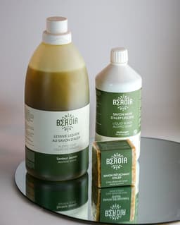 Ecologische Vloeibare wasmiddel met Aleppozeep en jasmijn geur – schoon textiel - verzacht kleding - 2L — thumbnail 2