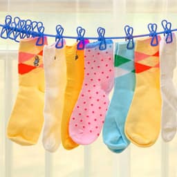 Draagbare Waslijn - Kampeer Waslijn - Kleding Drogen - Met 12 Klemmen - 380 cm - Zwart — thumbnail 3
