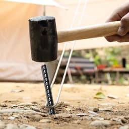 Zware Grondankers voor Tuin en Camping - 12 Inch Stalen Tentpalen, Poortsteunen en Plantsteunen met Zwarte Poedercoating — thumbnail 5