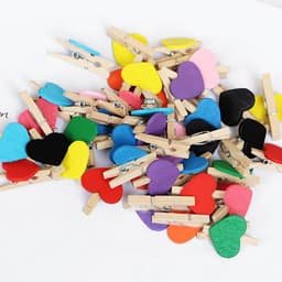 Houten Wasknijpers - Fotoclips Hartjes - Foto's Ophangen - Natuurlijk Houtmateriaal - 3 cm - Gekleurd — thumbnail 3