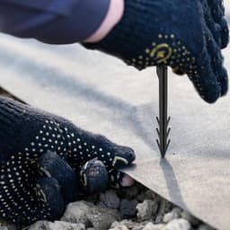 Sillar, grondankers, 12 cm, voor geotextiel, gaas, folie, UV-bestendig, stabiel en duurzaam, PP-kunststof, sterke tuinankers voor het bevestigen van tuinslangen, geotextiel, 200 stuks — thumbnail 3