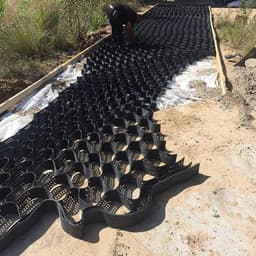 Grond Stabilisator Rooster - Oprit Stabilisatie - Buitenruimte Versterken - Hoge Belasting Capaciteit - 3x4 Meter - Zwart — thumbnail 1