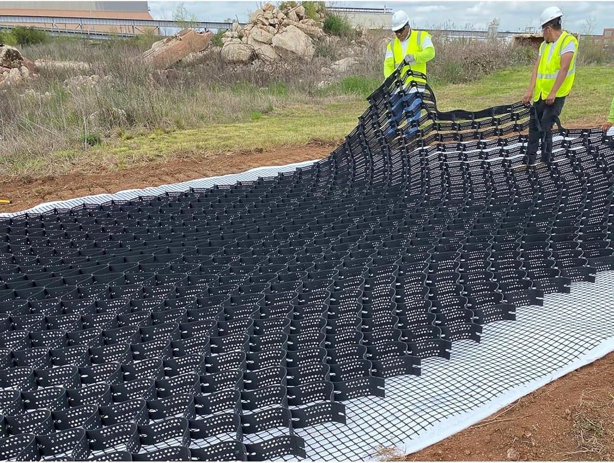 Grondrooster Stabilisator - Bodem Stabilisator - Oprit Aanleggen - Hoge Laterale Kracht - 1 x 8 Meter - Zwart — afbeelding 1