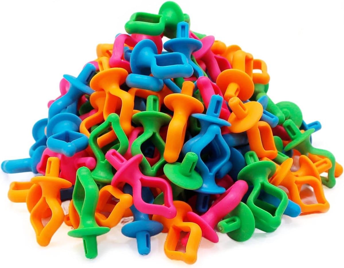 100 Stuks Garenklos Organizers - Bobbin Clips voor Naaimachine Spoelen - Houdt Klosjes en Spoelen Samen — afbeelding 1