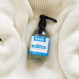 Briters Super Geconcentreerd Wasmiddel - Fresh Linen - 100 Wasbeurten met slechts 500ml - Vegan & Plantaardig - Natuurlijke kracht - SLS vrij — thumbnail 5