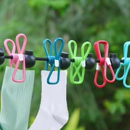 Draagbare Waslijn - Reis Waslijn - Kleding Drogen - Met 12 Kleurrijke Knijpers - 10-12 Voet - Zwart — thumbnail 4