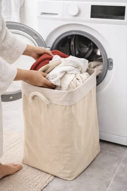 HEM Wasmand Bamboe Opvouwbaar 60L – Wasbox met Deksel en Waszak – Wasmand Badkamer Slaapkamer – Naturel Houtlook – Inclusief HEM Microvezeldoekje — thumbnail 3