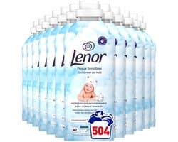 12 x Lenor – Wasverzachter – Sensitive – 42 Wasbeurten - 882 ml - Gevoelige Huid - Wasverzachter - Hypoallergen - Milde Wasverzachter - Dermatologisch Getest