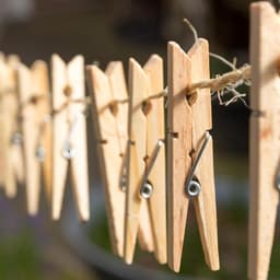 Jumada's - Premium - Houten Kleine houten mini knijpers - 20 STUKS - Hout - Knijpertjes - Fotoknijpers — thumbnail 3