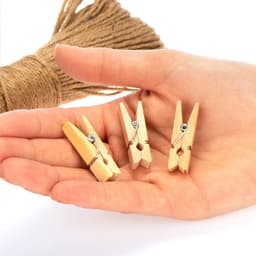 Thijox - 120 Mini Wasknijpers Houten Clips met 50m Jute Touw - Decoratie voor Foto's, Collages, Ansichtkaarten, Geluksgeschenken - Natuurlijke Kleur v — thumbnail 5