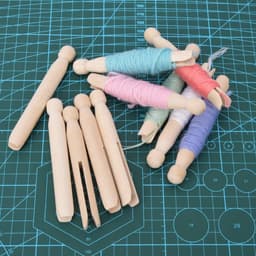 Dailygoods- Wasknijpers Houten - 10x Kledingklemmen - Handgemaakt - Glad Oppervlak - Ideaal voor Knutselprojecten - Duurzaam en Praktisch - Kledingklem — thumbnail 3