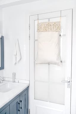 Famanu – Hangende wasmand met haken, stoffen waszak met rits en brede opening, geschikt voor badkamer en slaapkamer — thumbnail 2