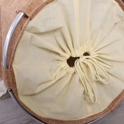 Ronde Wasmand met deksel- 50 L - Tekst LAUNDRY TODAY OR NAKED TOMORROW - Badkamer wasmand afsluitbaar - Waszak - Beige — thumbnail 5