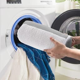 Herbruikbare en duurzame schoenwaszakken van netstof met ritssluiting, 2 stuks voor optimale bescherming van schoenen tijdens het wassen en drogen (wit) — thumbnail 4