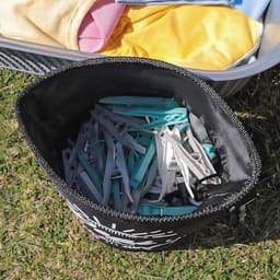 Wasknijperzak voor waslijn met hanger – Waterdichte opbergtas voor 300 haringen – Handige clip en trekkoordsluiting – Ideaal voor buitengebruik — thumbnail 3
