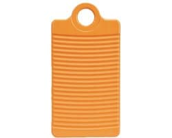 Mini-wasbordje met een golvend streepmotief, ophanggaten en een verdikte, antislip onderkant. Gemaakt van plastic, geschikt voor het wassen van ondergoed, sokken, handdoeken, enz. - Oranje.