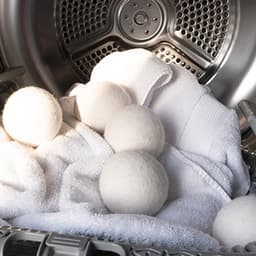 6 stuks - Wollen droogballen - 6cm - Wasdroger ballen - Droogballen - Wasbollen - Wasballen - herbruikbare - verkort de droogtijd - verminderen statische elektriciteit - voor thuis en in hotels - voor kleding, beddengoed en handdoeken - wit — thumbnail 3