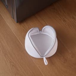 Zes halfronde waszakken Geschikt voor bh's, Geschikt voor het wassen van diverse bh's, ondergoed, sokken en andere kleine kledingstukken. Ze Geschikt voorkomen dat kleding in de knoop raakt, vervormt of slijt, en beschermen deze tegen beschadiging. — thumbnail 2
