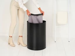 Brabantia Wasmand - met Deksel - 55 l - Wassorteerder - 2 Vakken - Matt Black / Dark Grey — thumbnail 2