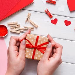 Mini Wasknijpers Houten 4,5 cm 50 stuks - Clips voor Fotos - Decoratie - Foto Knijpertjes — thumbnail 5