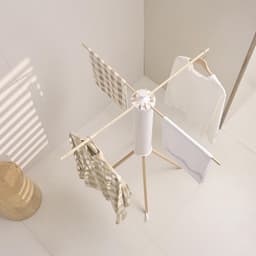 Opvouwbaar wasrek, 4 poten, 12 houten stangen, staande droger | Stabiel droogrek met 4 poten met 12 houten stangen, inklapbaar en ruimtebesparend, voor balkon, woning en slaapkamer — thumbnail 4