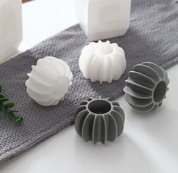 6-stuks wasballen -Wasballen voor wasmachine - Herbruikbare wasballen - Siliconen wasballen - Anti-klit wasballen - Huishoudelijke wasballen - Geschikt voor wasmachines, drogers en stoomdrogers - Wit — thumbnail 5