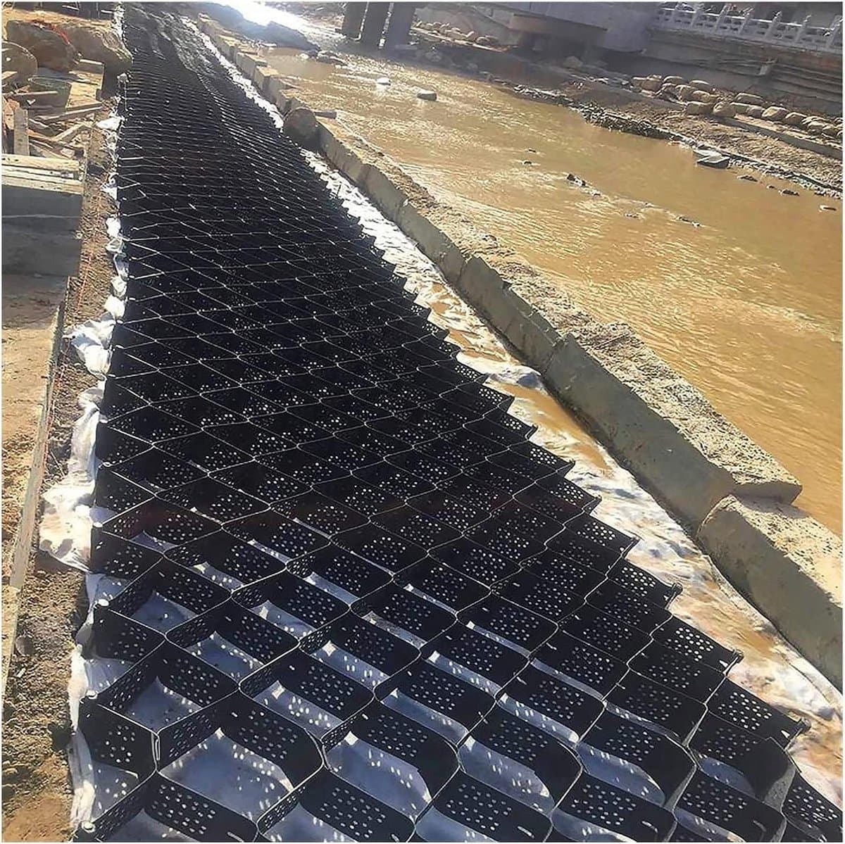 Grond Stabilisator Rooster - Grind Stabilisatie - Oprit Versterken - Sterk Draagvermogen - 6 x 6 Meter - Zwart — afbeelding 1