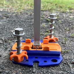 Grondanker Plaat - Steunpoot Houder - Camper Stabiliseren - Voorkomt Verzinken - 21.6 cm Lengte - Blauw Oranje — thumbnail 3