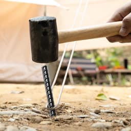 Zware Grondankers voor Tuin en Camping - 12 Inch Stalen Tentpalen, Poortsteunen en Plantsteunen met Zwarte Poedercoating — thumbnail 3