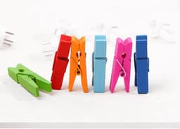 Mini Houten Knijpers - Kleine Decoratie Clips - Foto's Ophangen - Kleurrijk Set - 100 Stuks - Kleurrijk — thumbnail 5