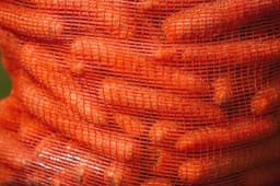 Hangend gaas opbergnet voor groenten en hout - 52 x 82 cm — thumbnail 2