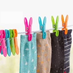 Kleurrijke wasknijpers set met mand - 48 antislip kunststof wasknijpers voor waslijn en kleding — thumbnail 4