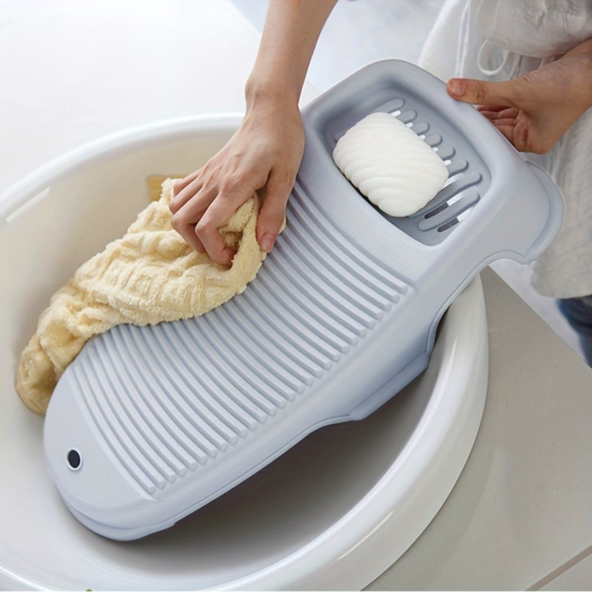 Innovatief en duurzaam wasbord met een compact, antislip ontwerp en een ingebouwd zeepbakje. Lichtgewicht, draagbaar en betaalbaar, een uitstekend cadeau voor de feestdagen. Grijs — afbeelding 1