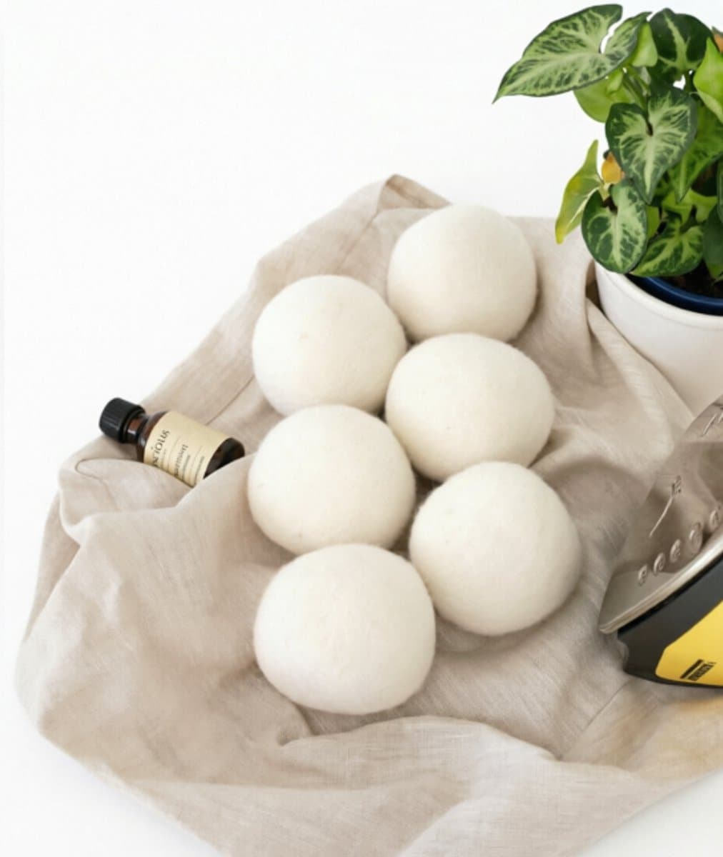 Namajunas - Droogballen - Set van 6 stuks - Wollen droogballen voor de wasdroger - natuurlijke wasverzachter van 100% schapenwol - Herbruikbaar - Vermindert kreukels in kleding en verkort de droogtijd - Bespaart energie — afbeelding 1