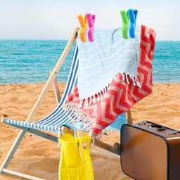 8 stuks grote handdoekclips voor strandstoelen - Handdoekhouder voor strandstoel, zwembadstoel op een cruiseschip - Extra grote, stevige wasknijpers - Strandstoelclips, onmisbare strandaccessoires - 4 kleuren — thumbnail 3
