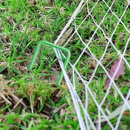 Grondankers U-vorm - Stevige haringen - Buitenbevestiging Gazon - Roestbestendige coating - 30 stuks 15 cm - Groen — thumbnail 2