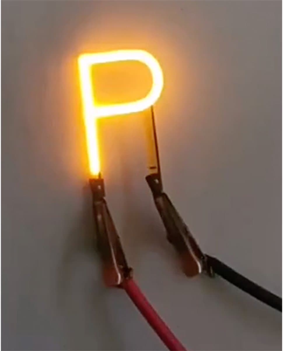 -P- COB LED 3V Filament Letter Geel 3 x 3 cm FPC 2200K 1W Warm-wit — afbeelding 1