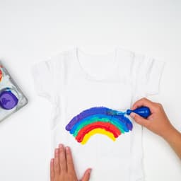 Creall Tex - Textiel- & Stoffenverf - Paars / Violet - 250ml - Machine wasbaar na fixatie - Voor T-shirts, jeans, schoenen, stoffen tassen, meubels en auto-interieurs/hemelbekleding - Gemaakt in NL - Glutenvrij — thumbnail 4