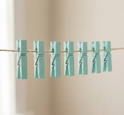 Mini Knijpers Mint – 24 Houten Knijpertjes voor Kaarten & Foto’s — thumbnail 1