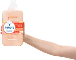 Seepje Wasverzachter Sandelhout & Perzik - 180 wasbeurten - 6 x 750 ml - Voordeelverpakking — thumbnail 4