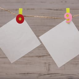 Set van 20 Mini Houten Wasknijpers - Decoratief voor Foto's, Memo's en Kaarten met Touw — thumbnail 3